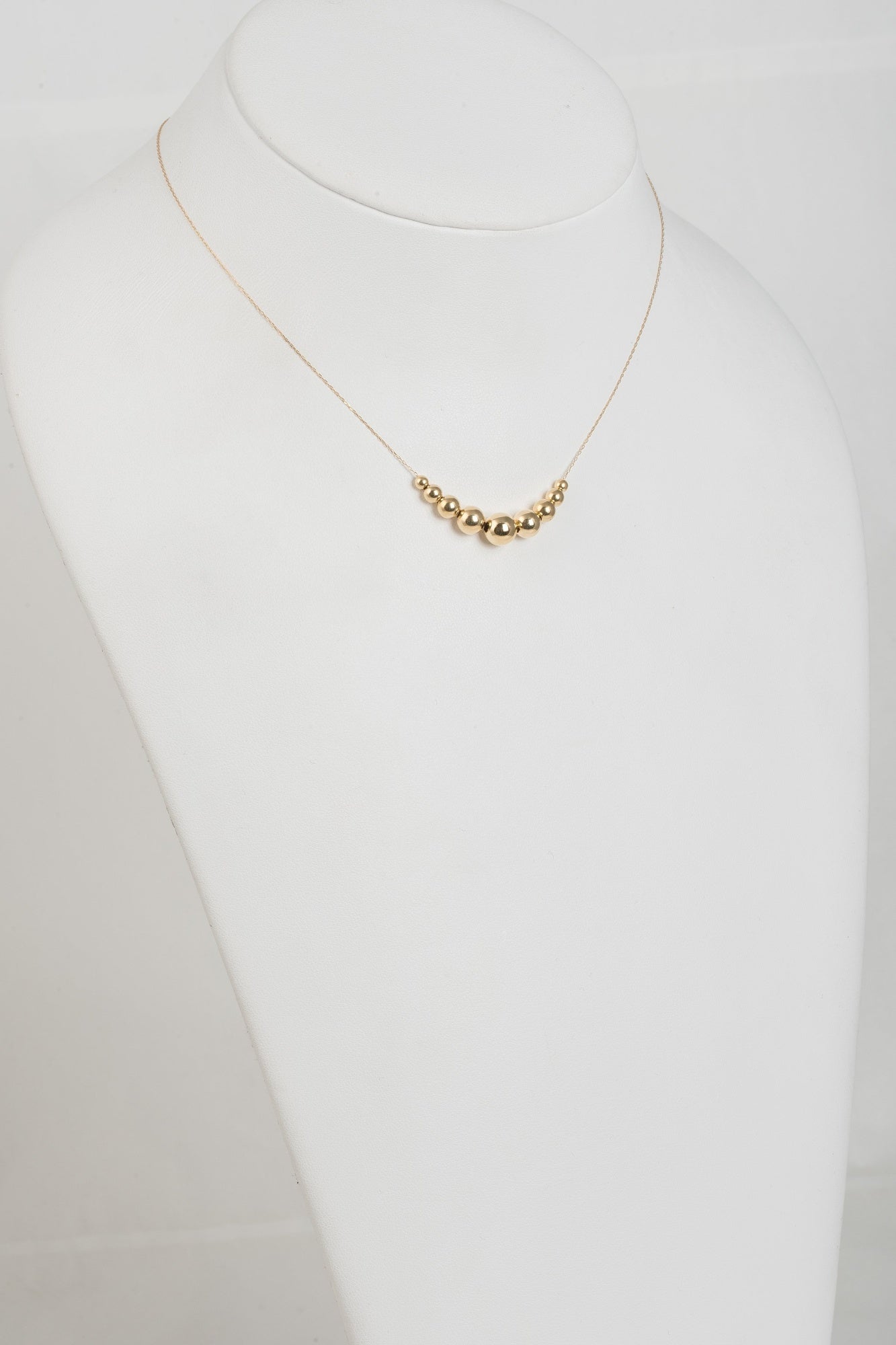 18k Yellow Gold Italian Ultralight 2, 6,  7mm ball scalar necklace